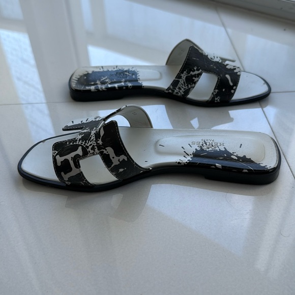 Hermes Oran “Splash” Black & White Authentic Pre-owned - Picture 5 of 9